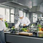 Demand falls and prices rise: the example of gastronomy