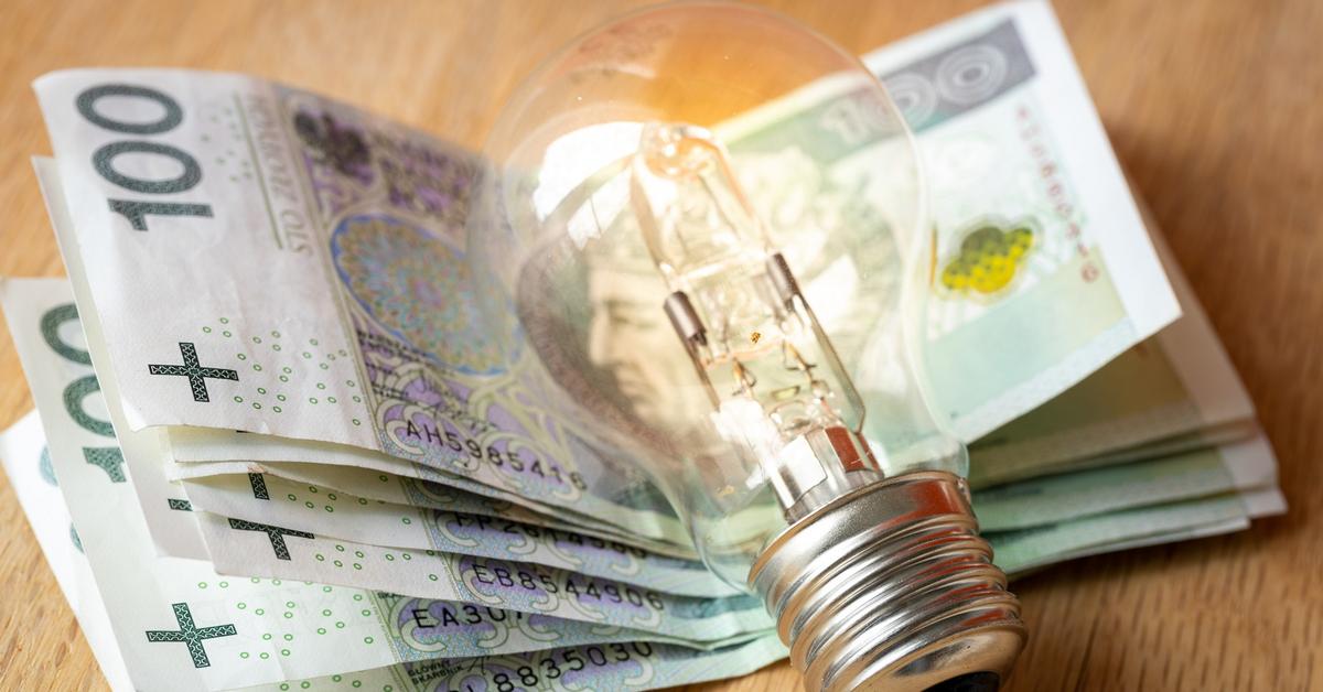 Are the new electricity price limits illegal?  (COMMENT)